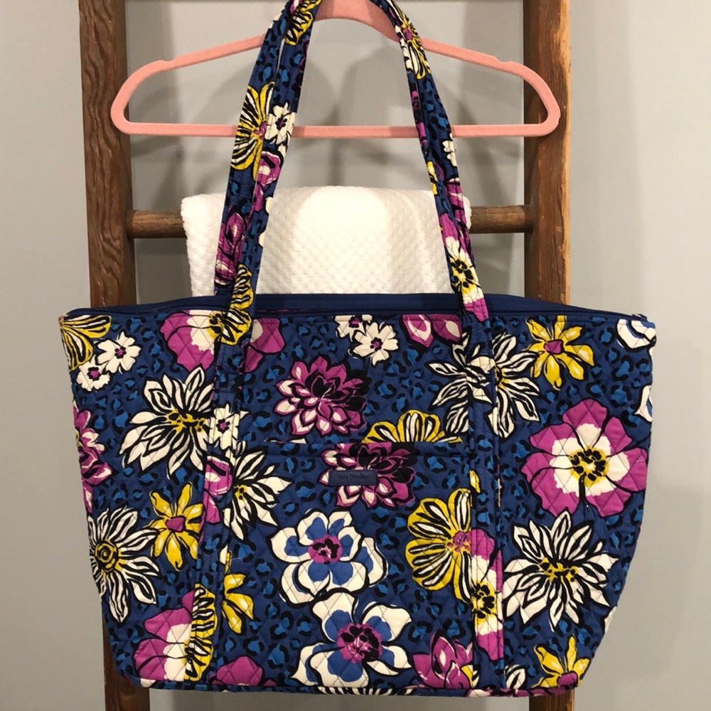 Vera Bradley Tote